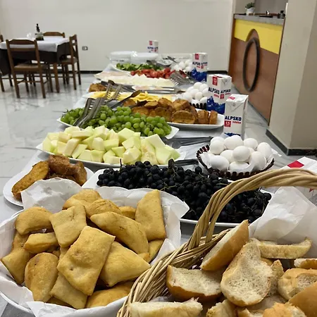 Antik 3* Golem (Tirana)