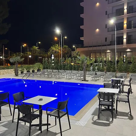 Antik 3* Golem (Tirana)